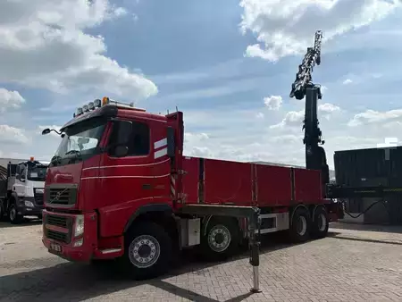 Náklaďák 2011 Volvo FH 12.460 + HIAB 700E-6 HI HIPRO + JIB 4X + 8X4 + EURO 5 + REMOT (4)