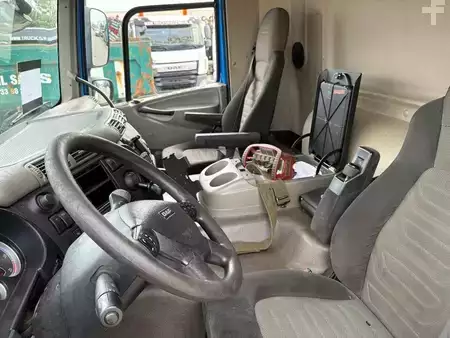 Ciężarówka 2013 DAF CF 85.410 + FASSI F365A - 6X EXT. + REMOTE + 6X2 + LIFT/STEERING (12)