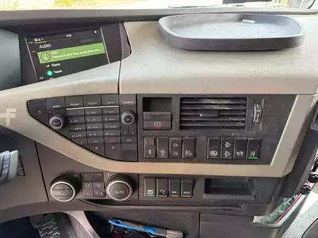 Náklaďák 2019 Volvo FH 500 + HYDRAULIC PLATFORMS + WINCH + REMOTE + 6X2 + STEERING A (19)