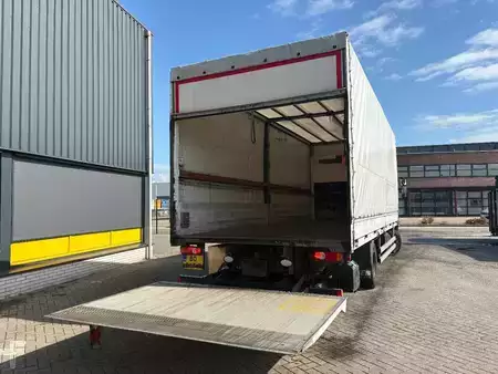 Náklaďák 2015 Iveco Eurocargo 120E28 + DHOLLANDIA LOADLIFT + EURO 6 + SMART TACHO (10)