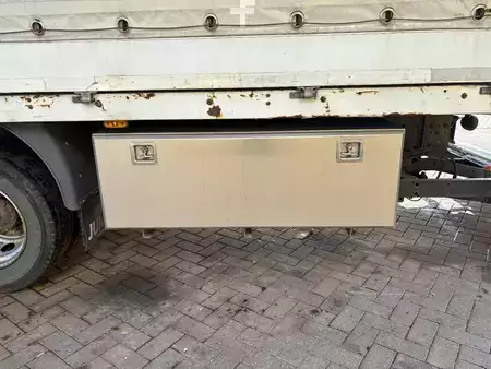 Náklaďák 2015 Iveco Eurocargo 120E28 + DHOLLANDIA LOADLIFT + EURO 6 + SMART TACHO (11)