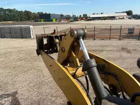 Kolové nakladače 2018 Caterpillar 950M + 11,626 HOURS + CE + PERFECT MACHINE! + 3x IN STOCK (16)