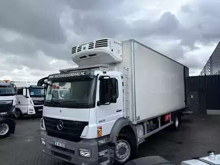 Truck 2008 Mercedes-Benz AXOR 1829 + THERMO KING 500e + MANUAL + LIFT (19)