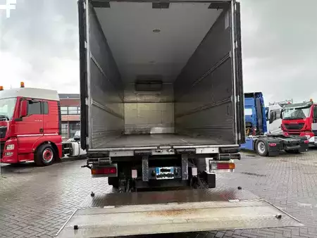 Truck 2008 Mercedes-Benz AXOR 1829 + THERMO KING 500e + MANUAL + LIFT (4)