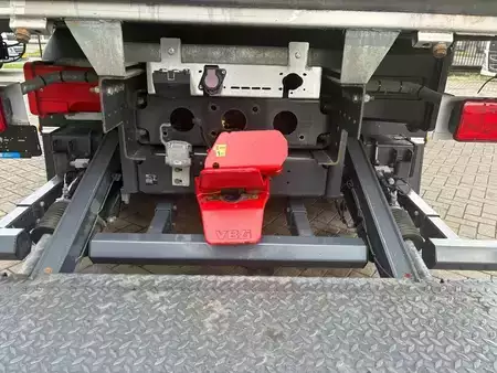 Ciężarówka 2022 DAF ELEKTRISCH + 32,912 km + 6x2 + lift/steering axis + retarder + 2 (12)