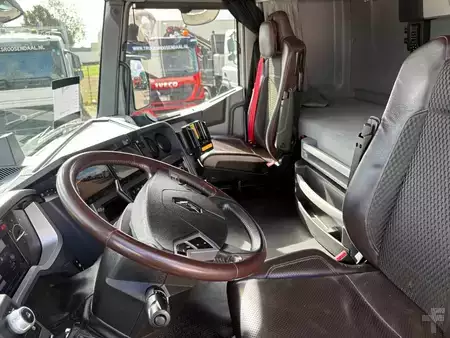 Lastkraftwagen 2013 Renault T 380 + 19t + lift + euro 6 (11)