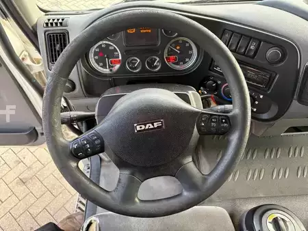 Ciężarówka 2008 DAF LF 45,160 + euro 5 + lift + 12 tons (9)