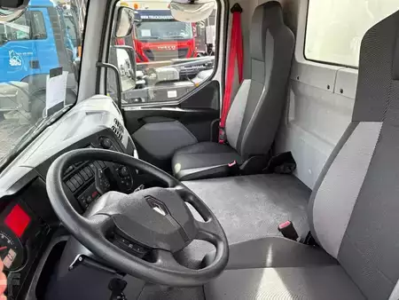 Camion 2018 Renault D 12,240 + HYDRAULIC RAMPS + WINCH 5400 KG + EURO 6 + 62646 KM (8)