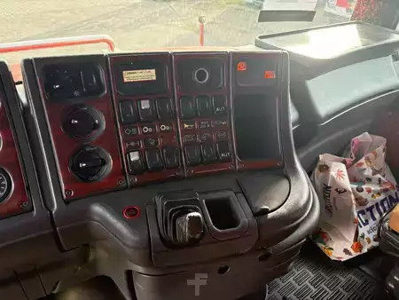 Lastkraftwagen 2000 Scania T 124 LA 4X2 NA400 + manual + euro 2 + 4.70m wheelbase + special (10)