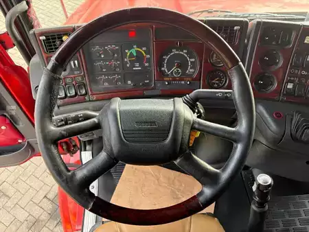 Lastkraftwagen 2000 Scania T 124 LA 4X2 NA400 + manual + euro 2 + 4.70m wheelbase + special (19)