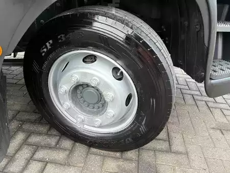 Náklaďák 2017 Iveco Eurocargo 120 E 21 + LOAD LIFT + EURO 6 (19)