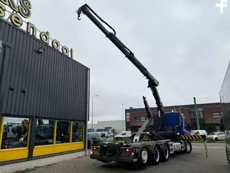Caminhão 2012 Volvo FM 460 EEV + HMF 2200-- 3X EXT. + REMOTE + HOOK ARM SYSTEM + 8X4 (3)