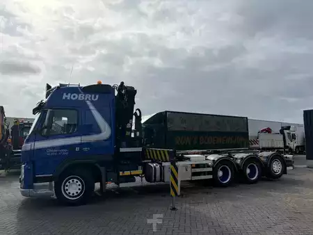 Caminhão 2012 Volvo FM 460 EEV + HMF 2200-- 3X EXT. + REMOTE + HOOK ARM SYSTEM + 8X4 (5)
