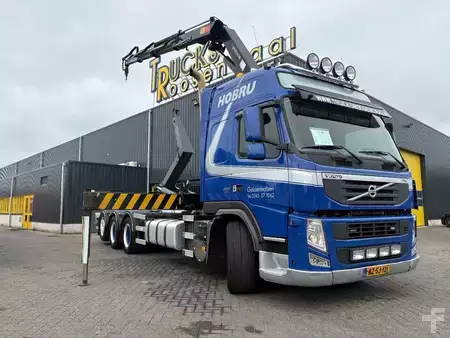 Caminhão 2012 Volvo FM 460 EEV + HMF 2200-- 3X EXT. + REMOTE + HOOK ARM SYSTEM + 8X4 (18)