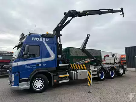 Caminhão 2012 Volvo FM 460 EEV + HMF 2200-- 3X EXT. + REMOTE + HOOK ARM SYSTEM + 8X4 (2)