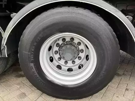 Lastebil 2009 Scania P 320 + BDF SYSTEM + 6X2 + 26 t + LIFT AXLE + MANUAL + EURO 5 (19)