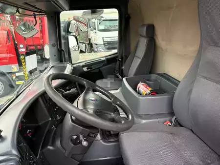 Lastebil 2009 Scania P 320 + BDF SYSTEM + 6X2 + 26 t + LIFT AXLE + MANUAL + EURO 5 (6)