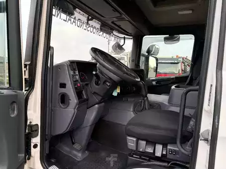 Camión 2012 Scania P 320 + BDF SYSTEM + MANUAL + EURO 5 (10)