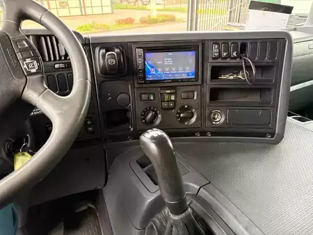 Camión 2012 Scania P 320 + BDF SYSTEM + MANUAL + EURO 5 (9)