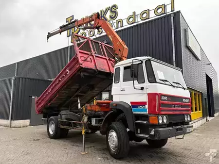 Vrachtwagen 1994 DAF 2300 + PALFINGER PK10500B4---3X EXT. + 4X4 + 3-SIDED TIPPER + LE (1)