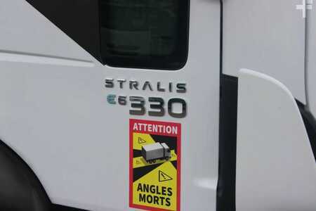 Lastkraftwagen 2016 Iveco Stralis 330 + EURO 6 + FR apk 01-2025 (4)
