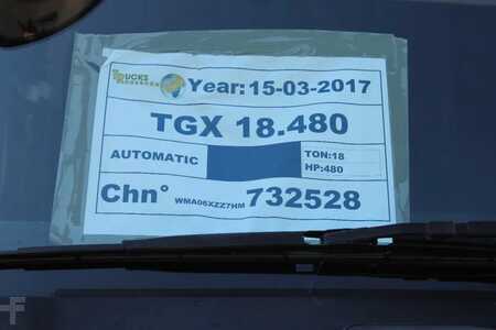 Ciężarówka 2017 MAN TGX 18.480 + RETARDER + FULL OPTION + 4 PC IN STOCK + EURO 6 (18)