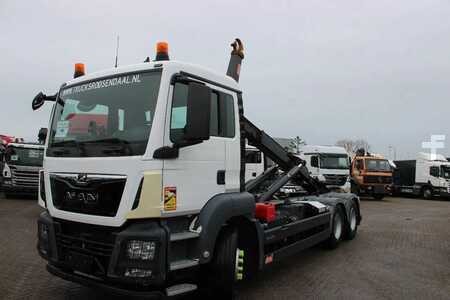 MAN TGS 28.460 + 6X2 + MARREL 20T + EURO 6