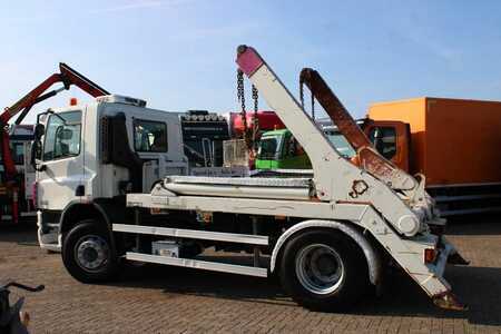 DAF CF 75.360 + EURO 5 + HYVALIFT + MANUAL