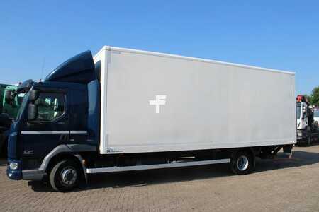 Lastkraftwagen 2015 DAF LF 210 + EURO 6 + LIFT + 12T (13)