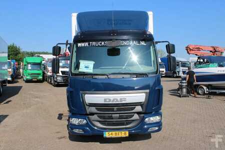 Lastkraftwagen 2015 DAF LF 210 + EURO 6 + LIFT + 12T (2)