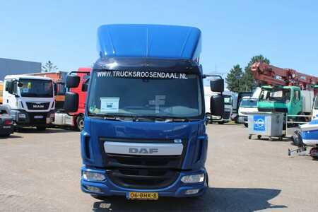 Lastkraftwagen 2016 DAF LF 180 + EURO 6 + 7.5T (2)