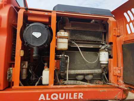 Escavadora de rodas 2007 Doosan DX140W (11)