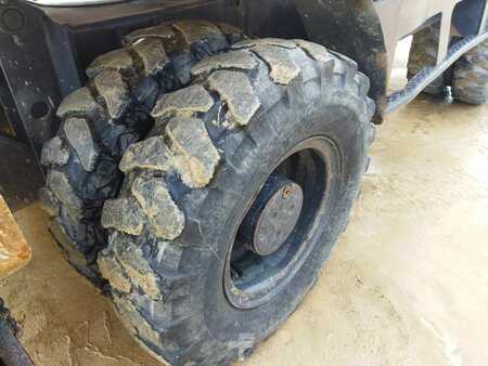 Escavadora de rodas 2007 Doosan DX140W (18)