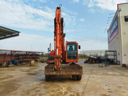 Escavadora de rodas 2007 Doosan DX140W (7)