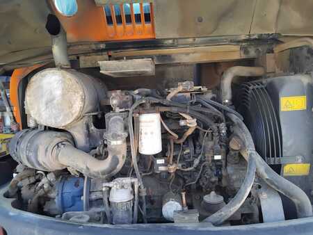 Pelle sur pneus 2010 Doosan DX55W (17)