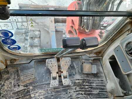 Minikaivinkoneet 2015 Takeuchi TB250 (14)