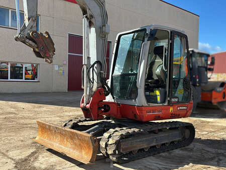 Takeuchi TB250