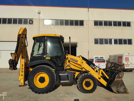 JCB 3CX-4T