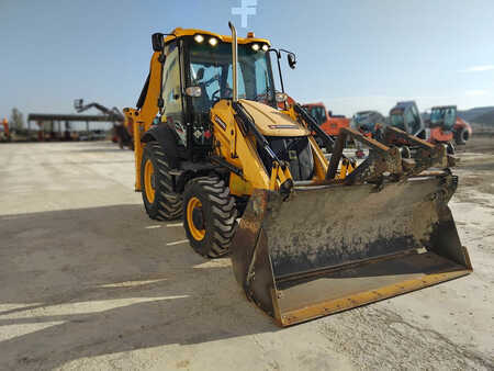 JCB 3CX-4T