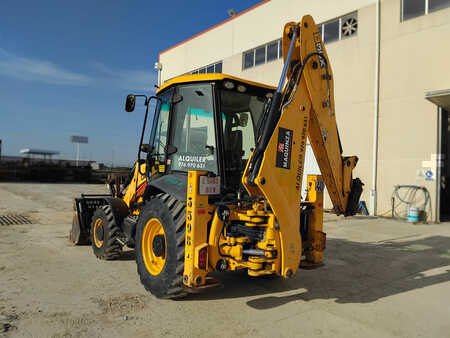 JCB 3CX-4T