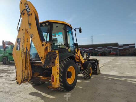 JCB 3CX-4T