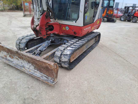 Takeuchi TB250