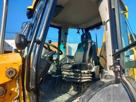 Rigid Backhoe Loader 2018 JCB 3CX-4T (9)