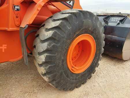 Doosan DL300