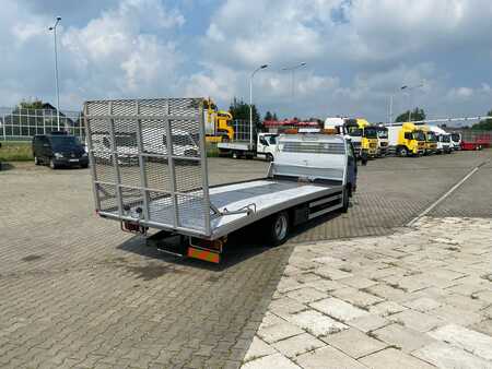 Mitsubishi Canter 3,0 D. mobile platform for transporting cars and machines