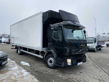 Volvo FL240 / HULSTEINS / 18 EP / 1 OWNER / SERVICED!