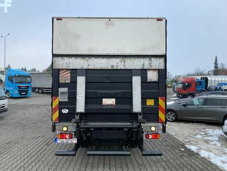 Volvo FL240 / HULSTEINS / 18 EP / 1 OWNER / SERVICED!