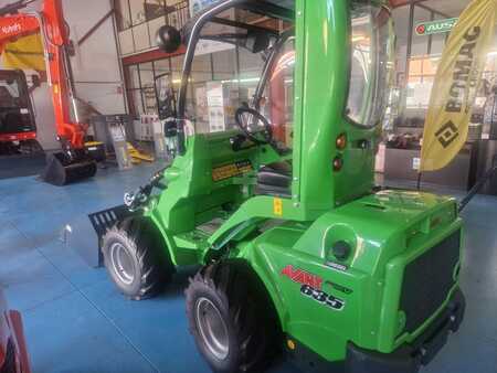 Pyöräkuormaajat 2023 Avant 635 (6)
