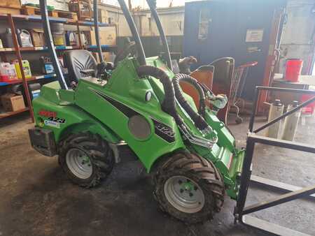 Wielladers 2024 Avant AVANT 423 (5)