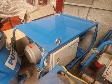 Släpmonterad betongpumpar 2007 [div] UELZENER P102 - Equipo de transporte (3)